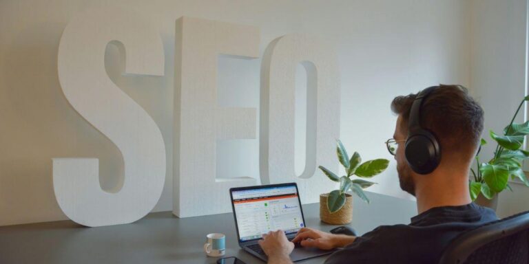 White Label Link Building: How Agencies Scale SEO Without Scaling Headcount
