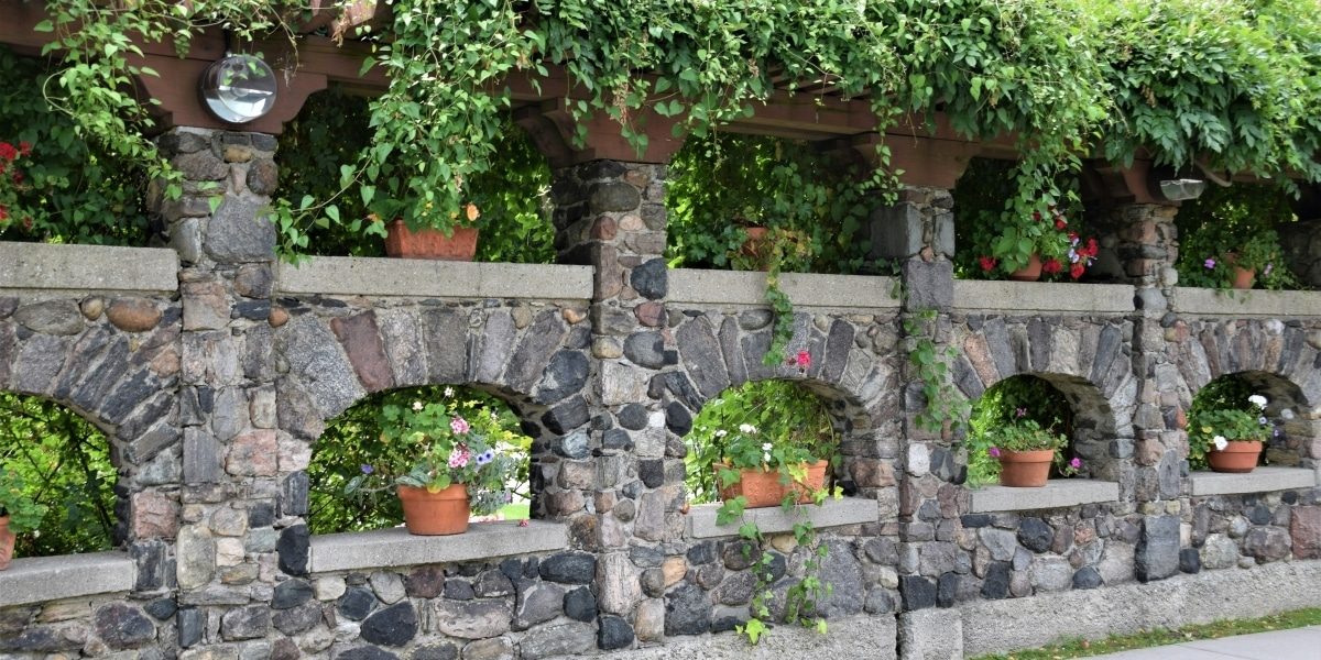 7 Creative Ways to Use Concrete Sleepers in Your Garden Design