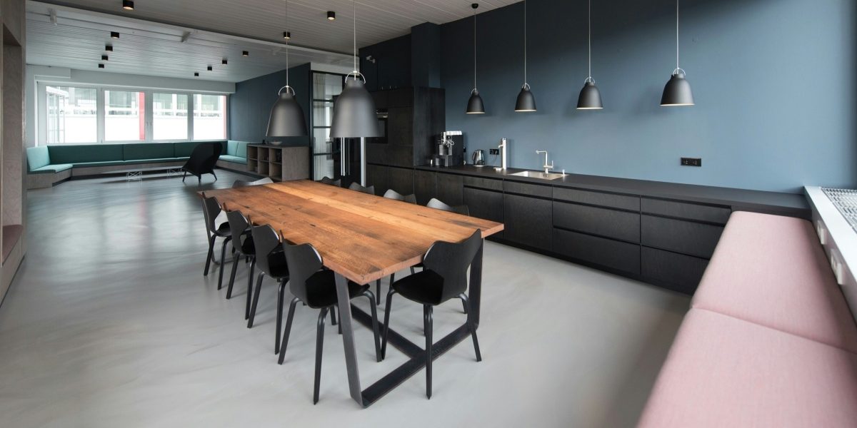 The Rise of Hybrid Workspaces: Challenges and Opportunities for Employers and Employees