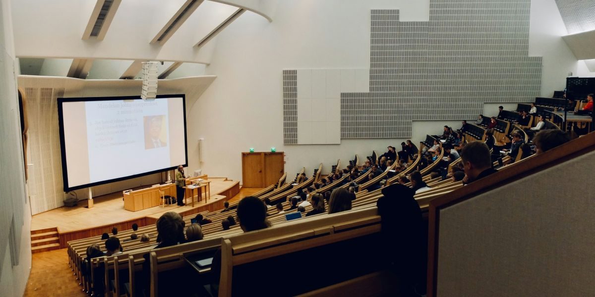 5 Marketing Methods for Attracting New Students to Your University