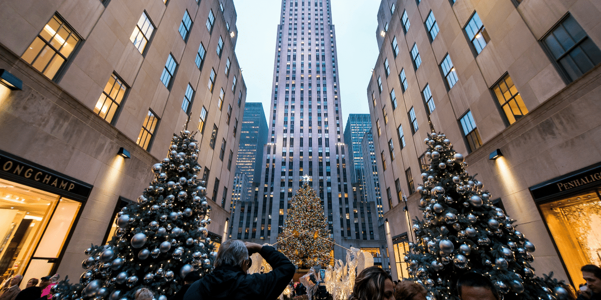 A Driving Tour of New York City's Christmas Lights