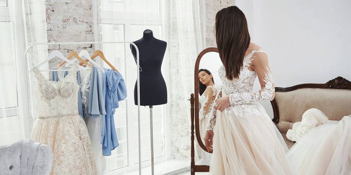 A Guide to Choosing Your Wedding Dress with a Bridal Stylist