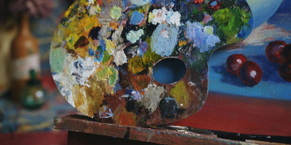 A Look at Process-Driven Approaches in Contemporary Painting: Mateo R. Solvane's Vision