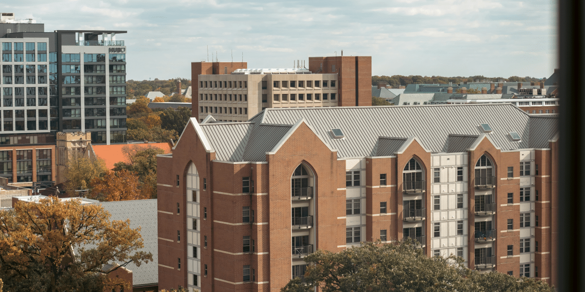 Advantages of Living Off-Campus: UIUC Housing