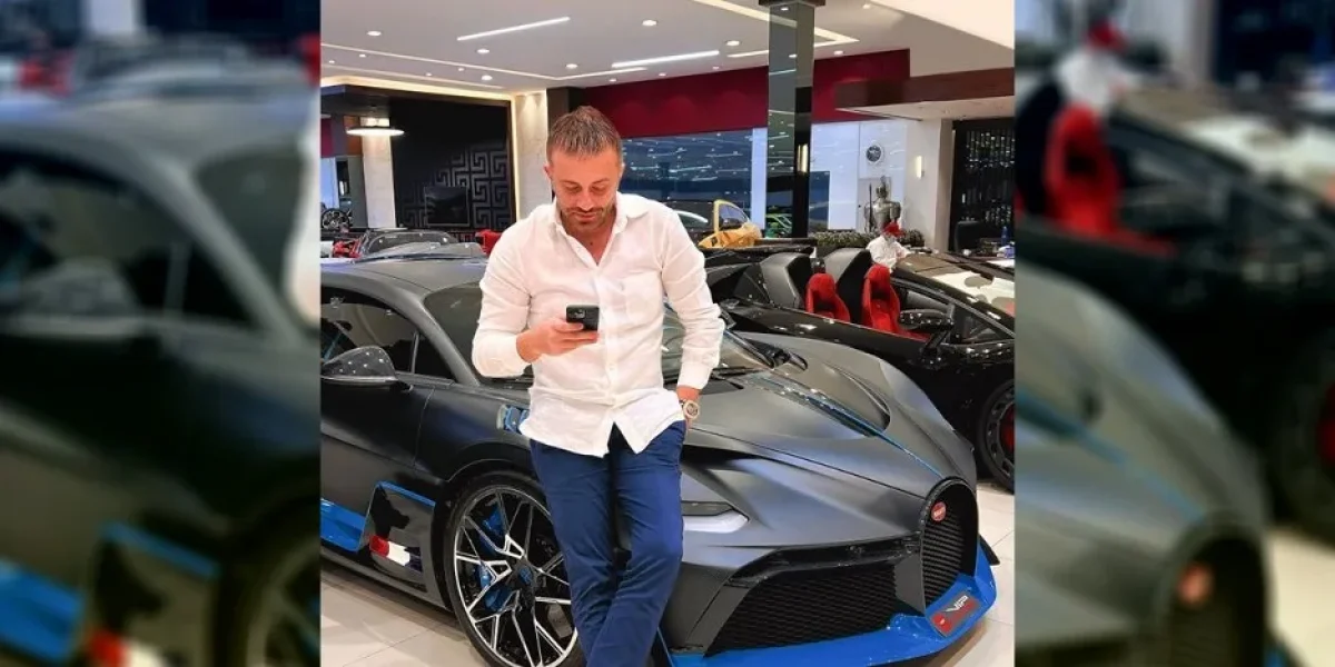 Ahmad Nabil CEO of VIP Motors Arranges a Bugatti Divo Drop