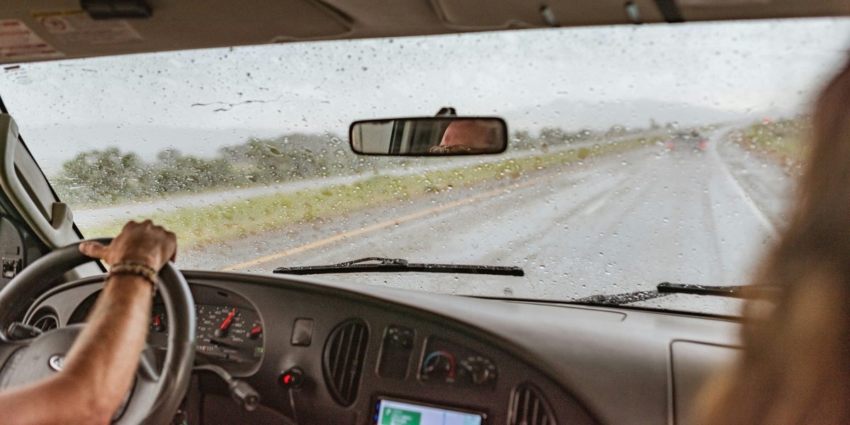 Auto Glass Legend: Why Timely Windshield Replacement is Important for Your Vehicle’s Safety