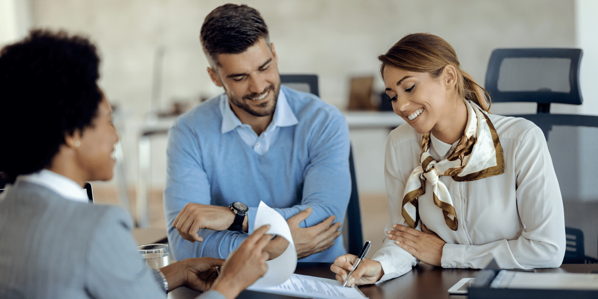 Benefits of Hiring Commercial Insurance Brokers in Toronto