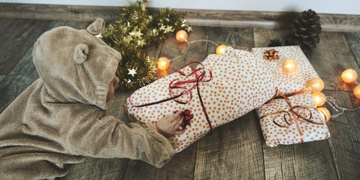 Creative Ways to Customize Your Baby Shower Card