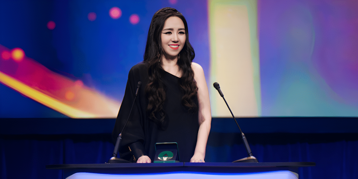 Dr. Fang Miao Wins Stevie Award For Thought Leadership Of The Year At 2024 American Business Awards