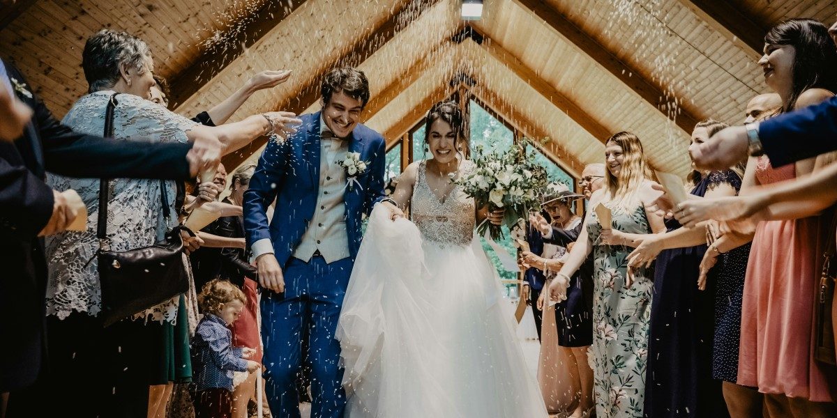 Expert Tips for a Stress-Free Wedding Planning Process