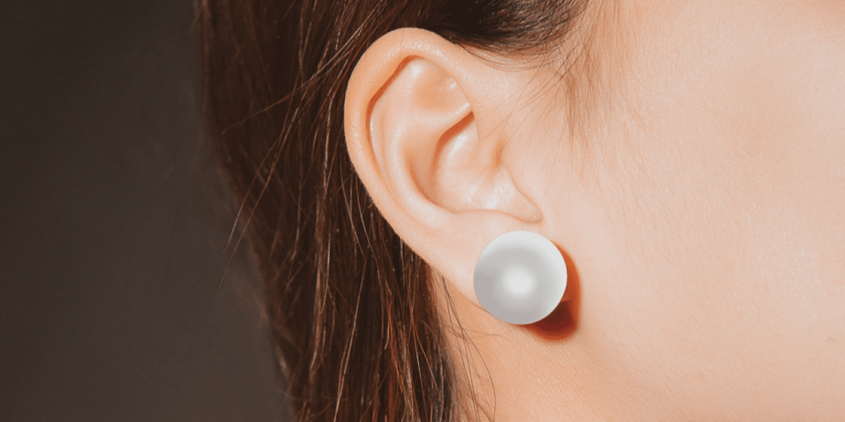 Fashion Trends What Goes Well with Pearl Earrings (2)