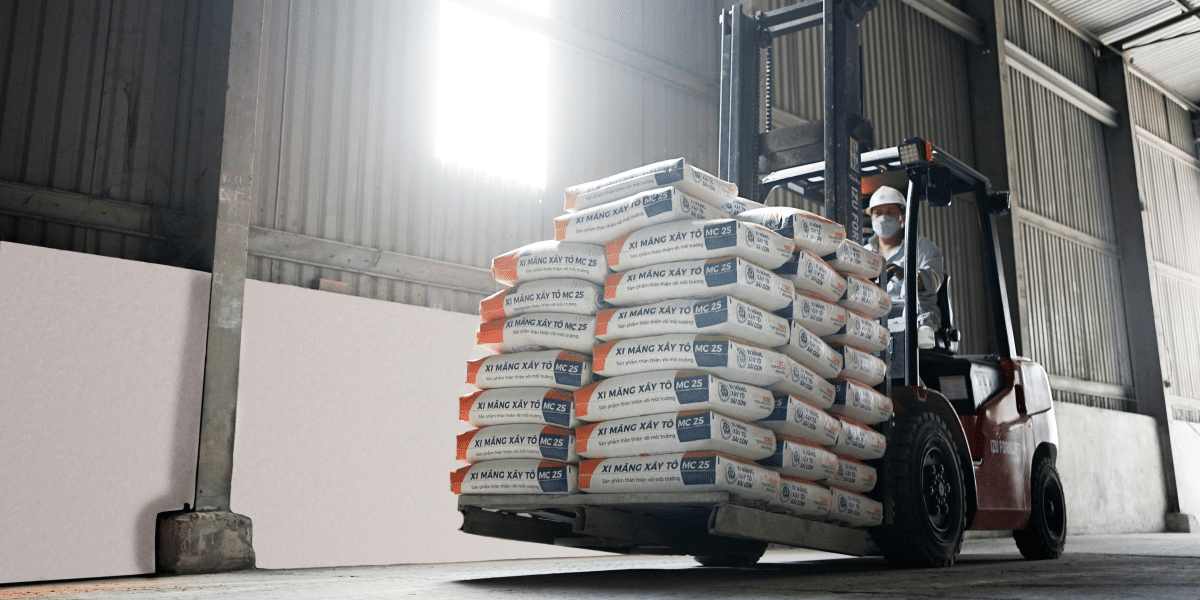 Flexible Forklift Rental Solutions with SML Rental