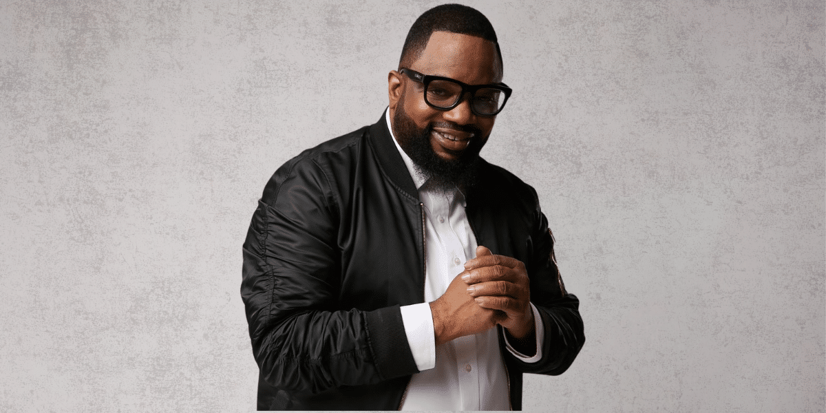 Hezekiah Walker Back for How Sweet the Sound