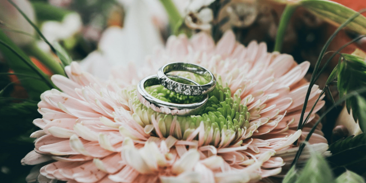 How Does Advanced Event Equipment Enhance Weddings?