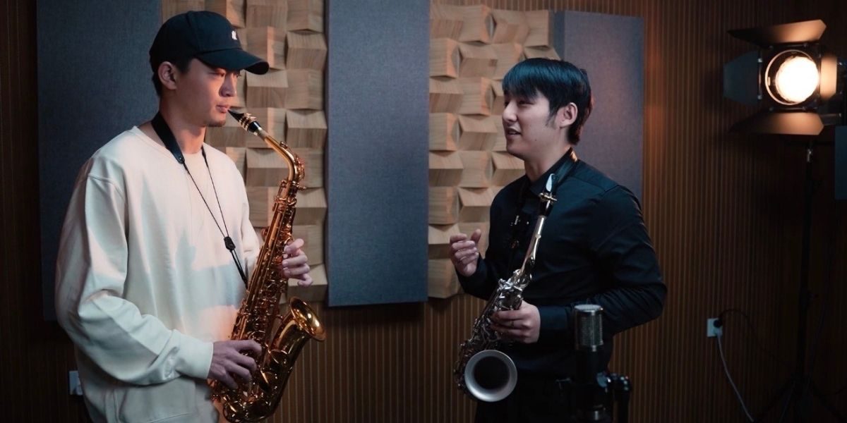 How Huyan Zhang Expresses Emotion and Tells Stories Through the Saxophone