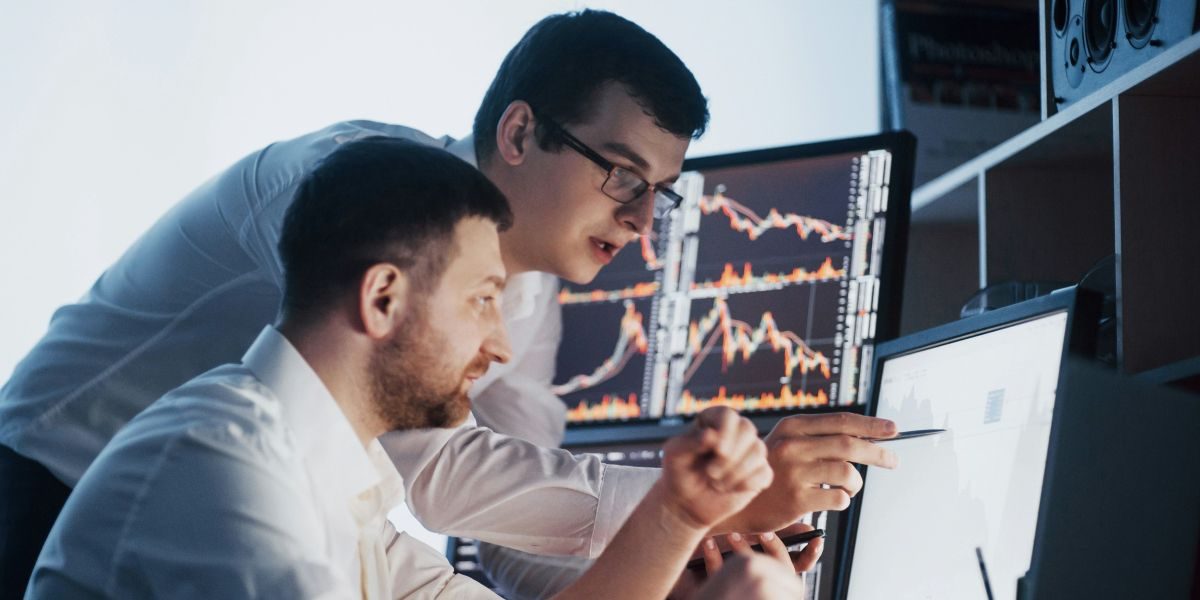How Theo Miller Applies AI to Navigate Economic Uncertainty