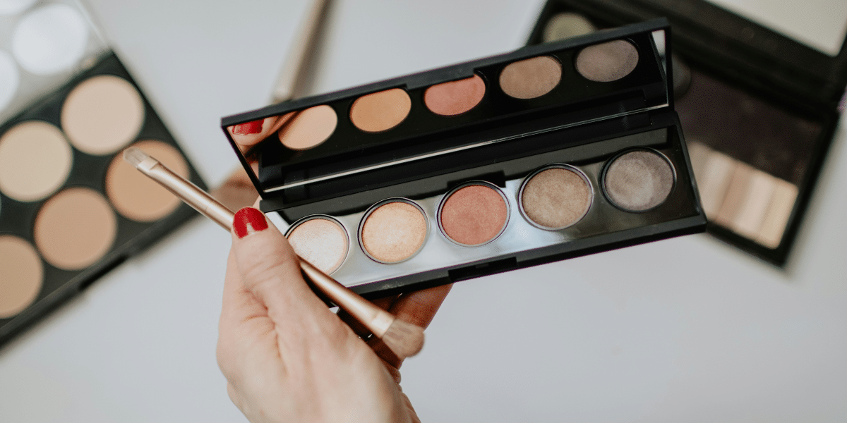 How to Create a Natural Makeup Look