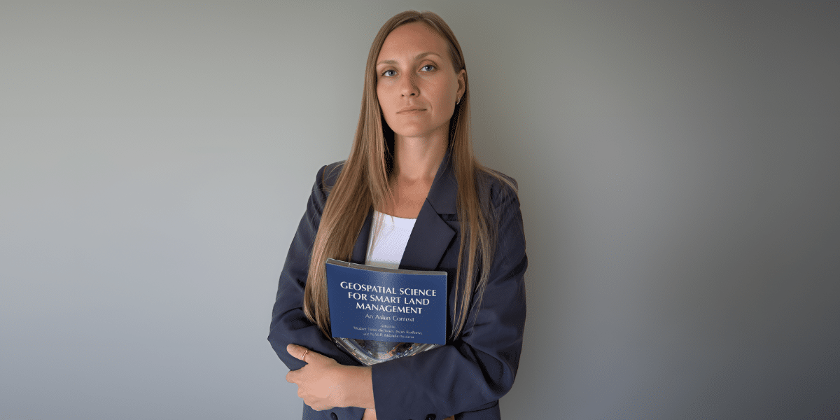 Implementing International Standards in Land Administration