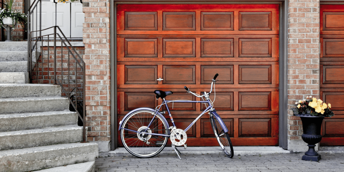 Keep Your LA Garage Doors in Great Shape Maintenance Guide