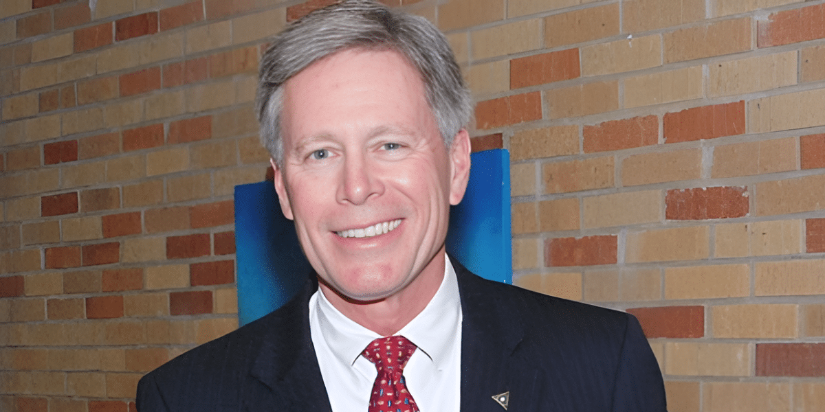 Leading with Vision, Guiding with Excellence William N. LaForge