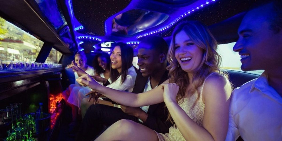 Limo Services: The Ideal Touch for Proms and Party Vibes