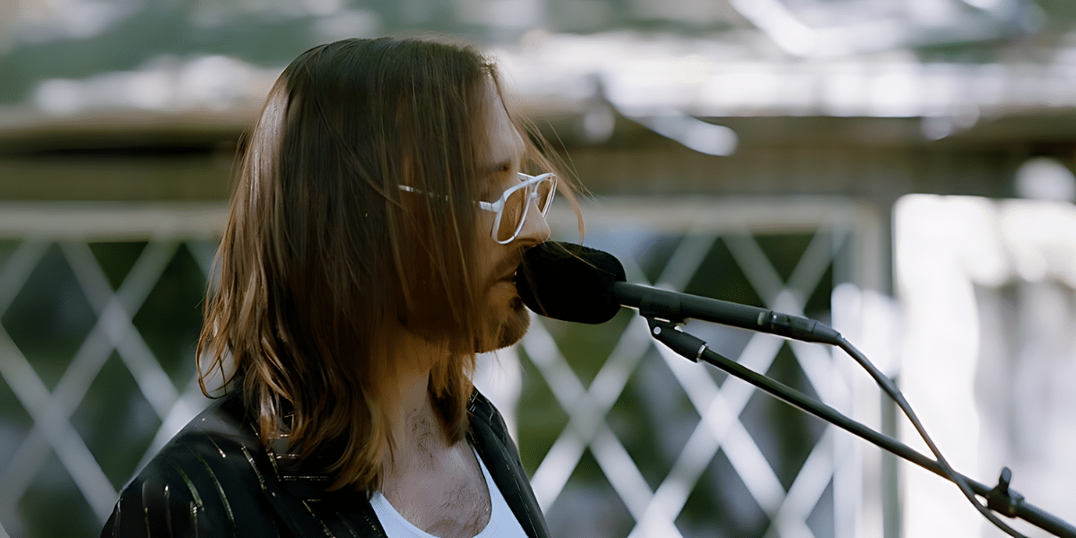 Paul Babe Announces Debut Single Cliff Diver