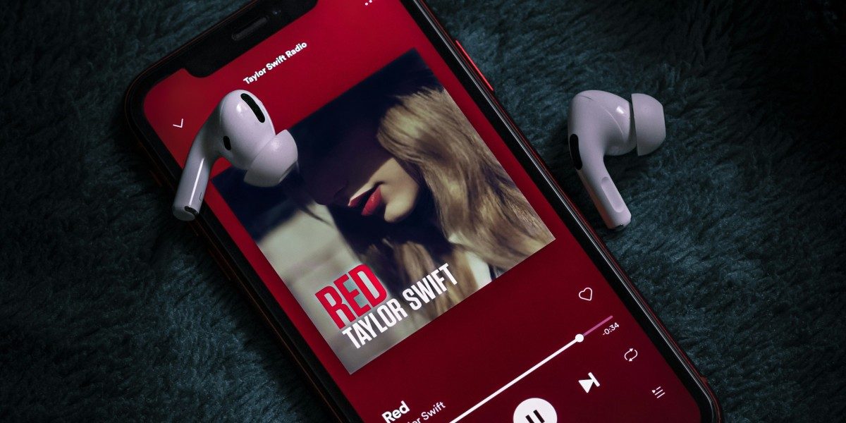 Taylor Swift’s Early Holiday Gift Gives Fans More Eras Tour Access Ahead Of Christmas