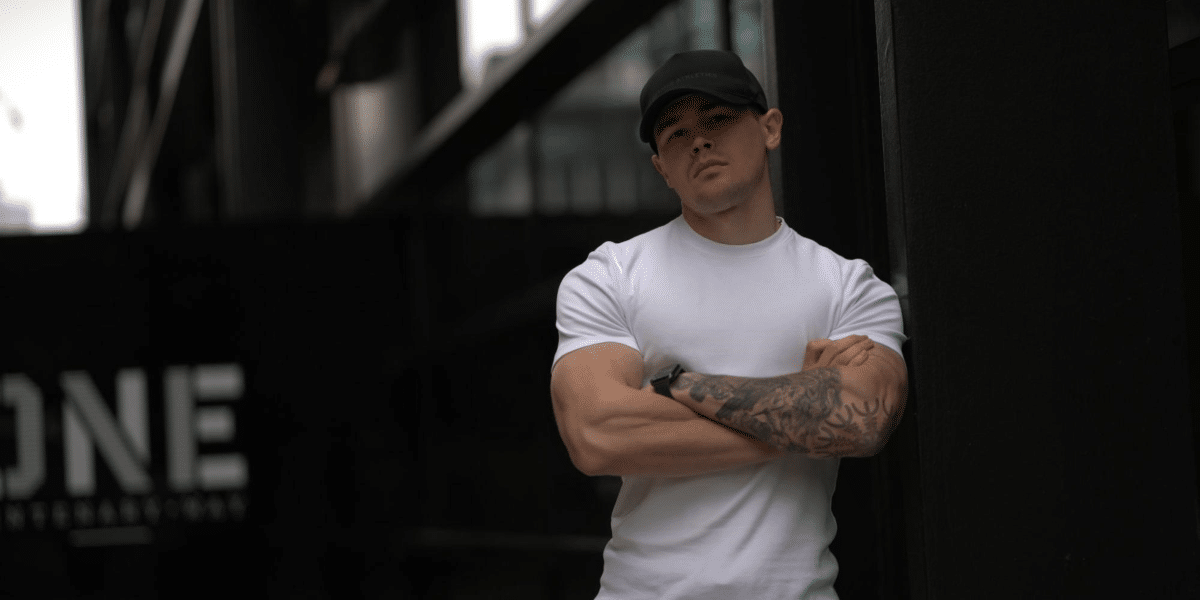 The Artistic Journey of Alexander Kravchenko