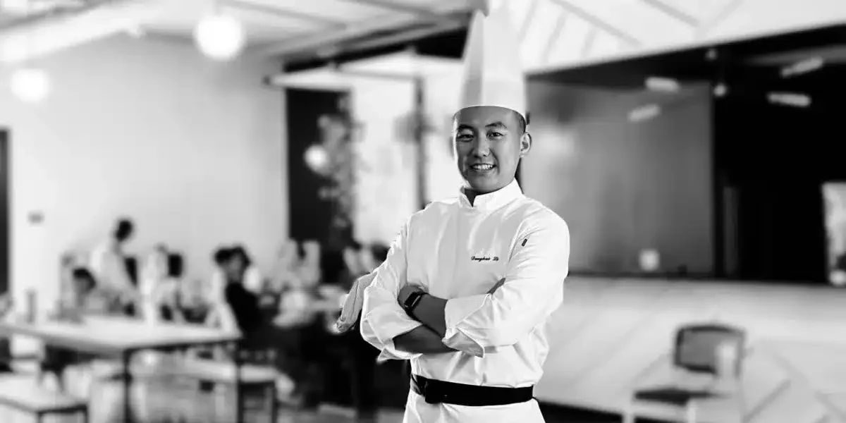 The Explorer of Culinary Fusion: Chef Donghui Li Discusses the Path of Chinese Cuisine's Evolution in the U.S.