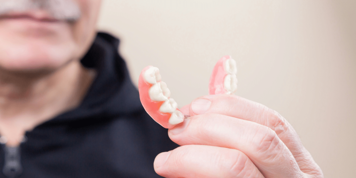 The Pros and Cons of Flexible Partial Dentures