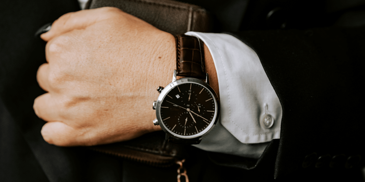 The Timeless Appeal of Swiss-Made Wrist Watches: A Blend of Design and Precision