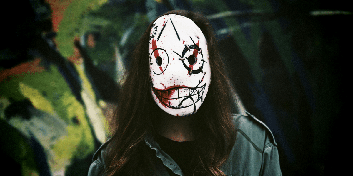 Tips To Choose The Cool Halloween Masks For 2024_2