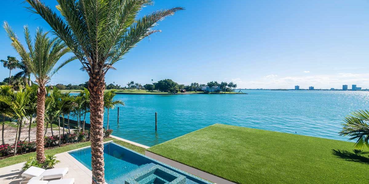 the-allure-of-waterfront-living-benefits-of-waterfront-homes-for-sale