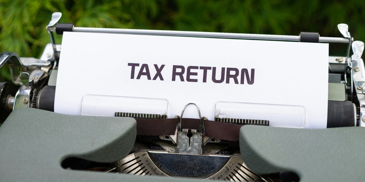 What Are a U.S. Citizen’s Tax Obligations When Freelancing in the U.K. on a Partner Visa?