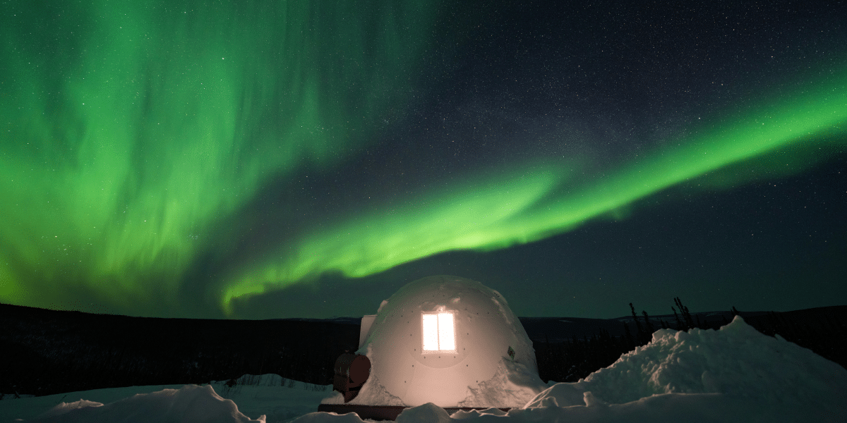 What to Expect From an Icelandic Northern Lights Igloo Stay