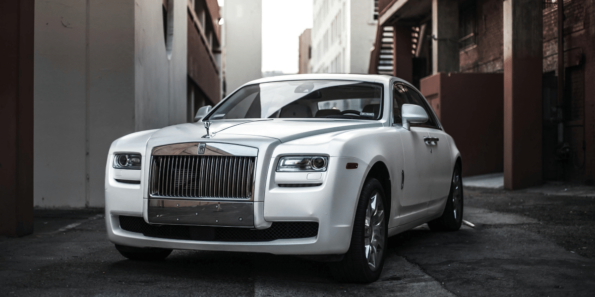 Why Should You Rent a Rolls Royce Revelry in Dubai