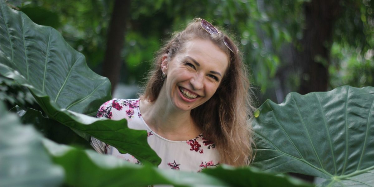 Why Smiling When You Don’t Feel Like It Might Actually Trick Your Brain into Feeling Better