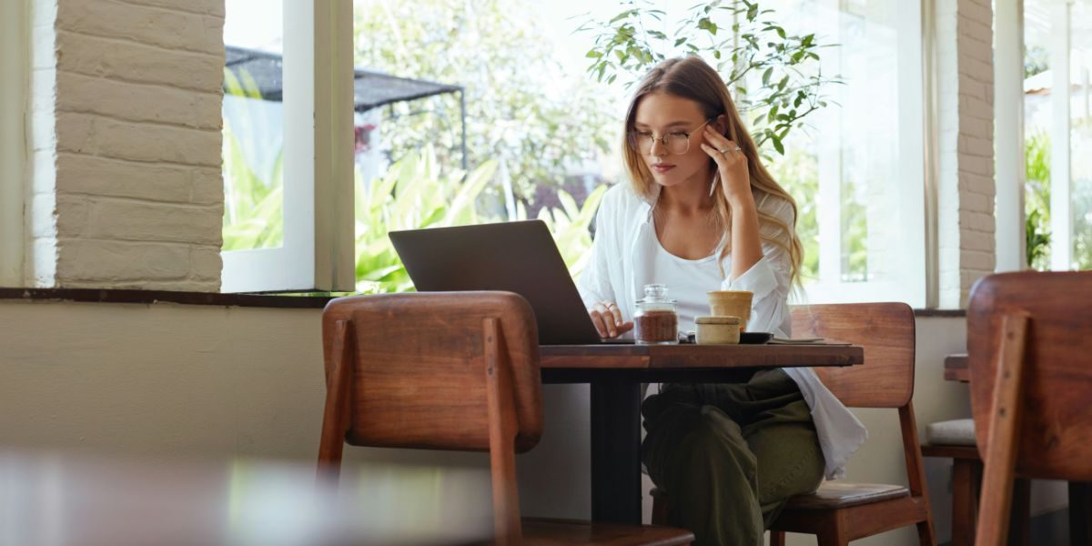 A Day in the Life of a Restaurant Owner Facing a Cash Flow Crunch
