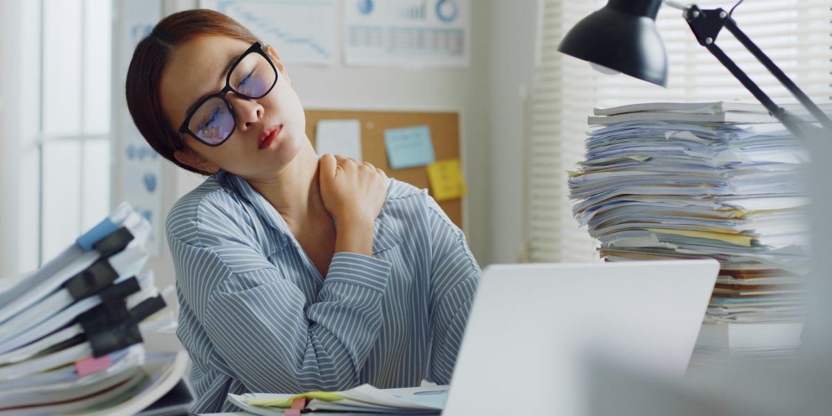 Back Pain After Work? What Your Daily Routine Might Be Missing
