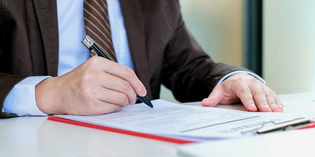 Equipment Financing vs Leasing: The Decision Framework That Saves Small Businesses Thousands