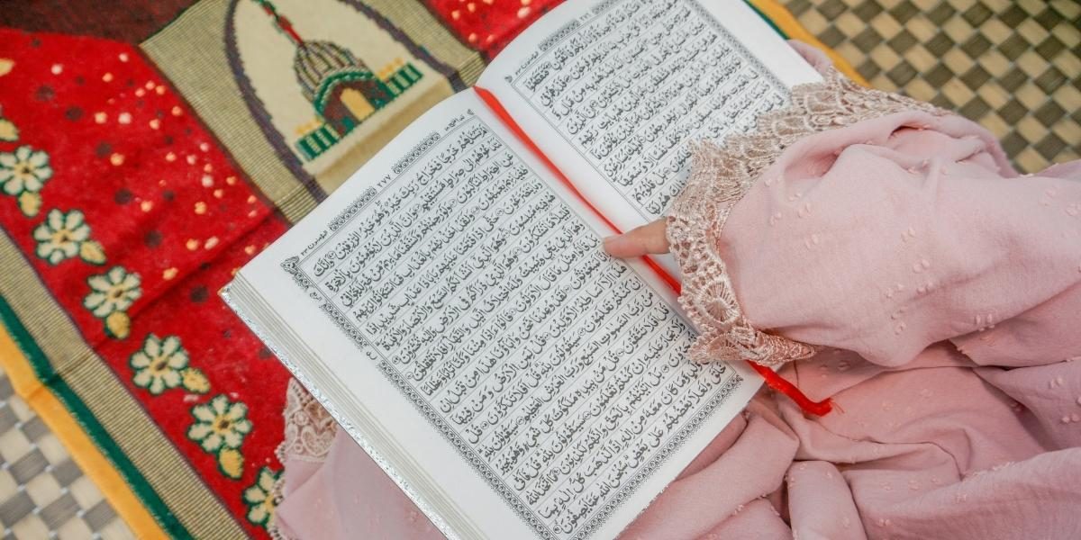 How Digital Quran Education Connects Muslim Families Worldwide
