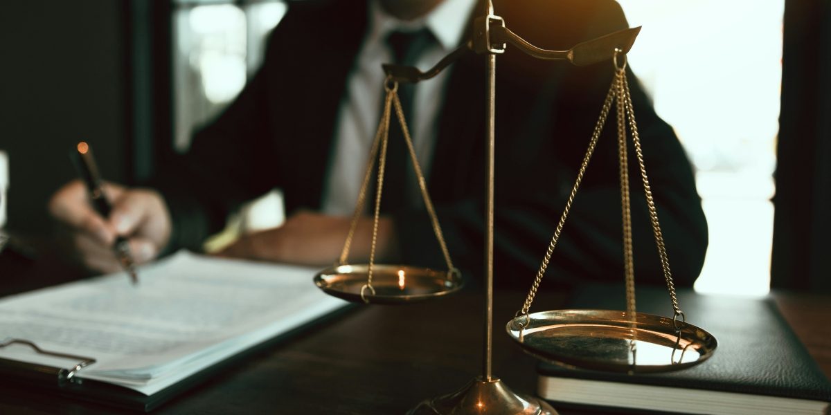 How National Lawsuit Funding Helps Cover Expenses During Cases