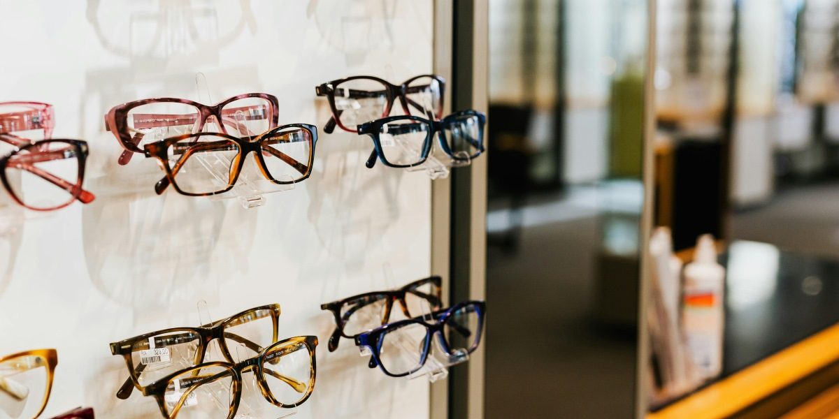 A Guide to Finding Cheap Prescription Glasses Without Compromising Quality