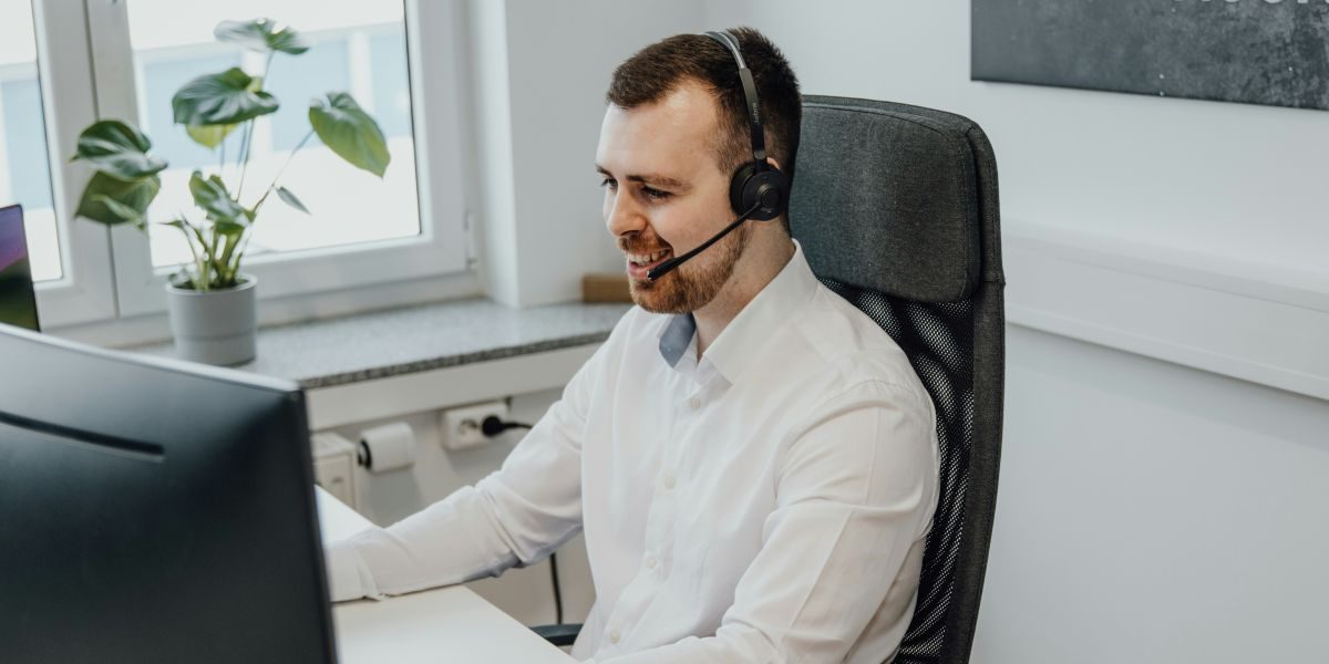 Flexible 24/7 Call Answering Services to Fit Your Needs by Smith.ai