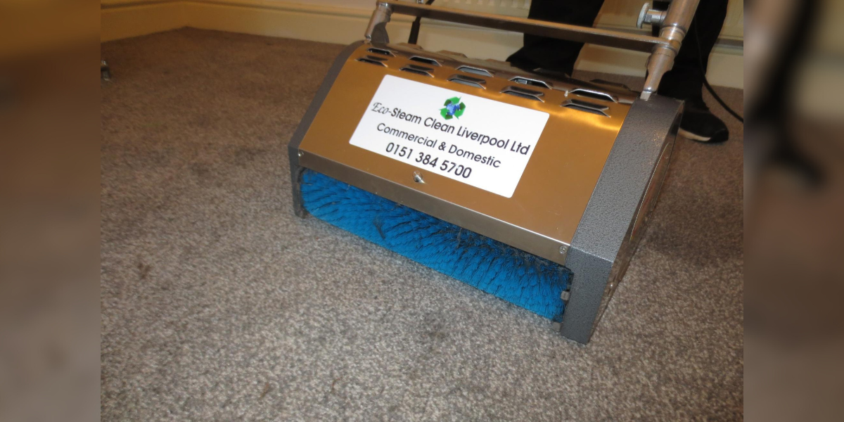 Why Agitating A Carpet Is Important in Professional Cleaning
