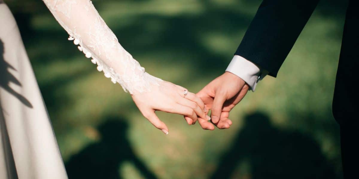 Storytelling through Wedding Photography: Crafting a Narrative with Your Images