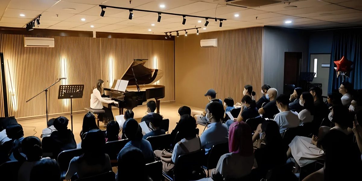 Discover Piano Lessons in Singapore for Beginners & Pros