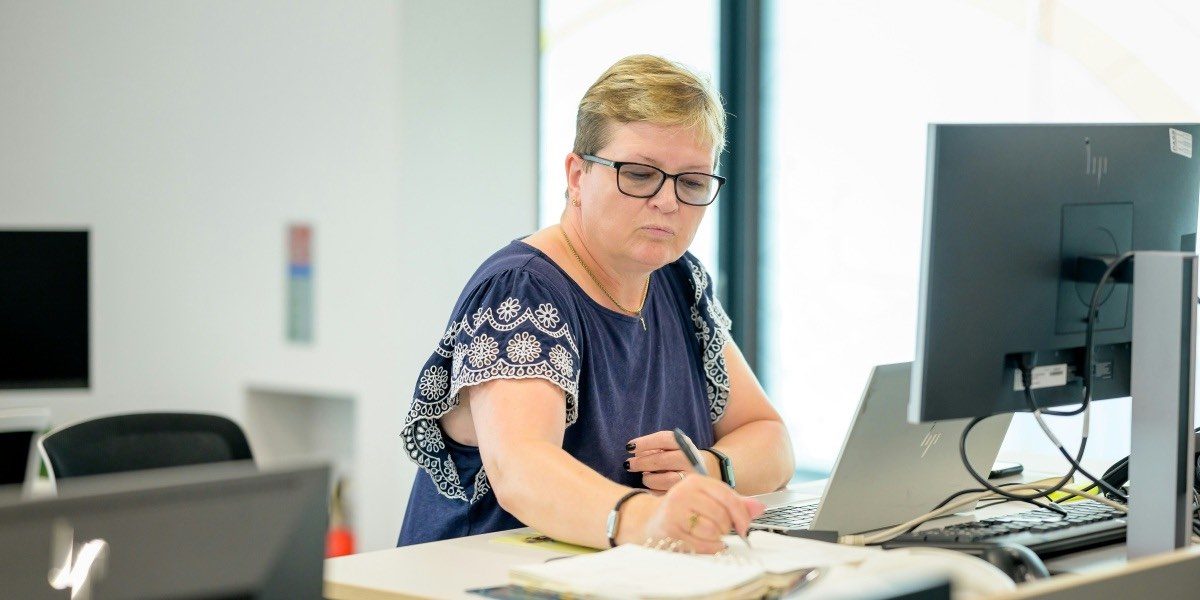 5 Essential Things to Have in Bookkeeping Services