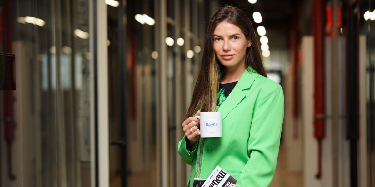 How Spynn Uses Magazine Features to Turn Store Closures into Smart Business Moves