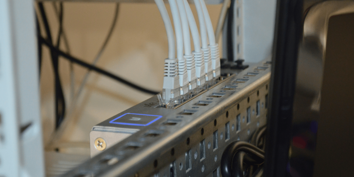 E-learning in New York: The Quest for Speed and Stability in Internet Services